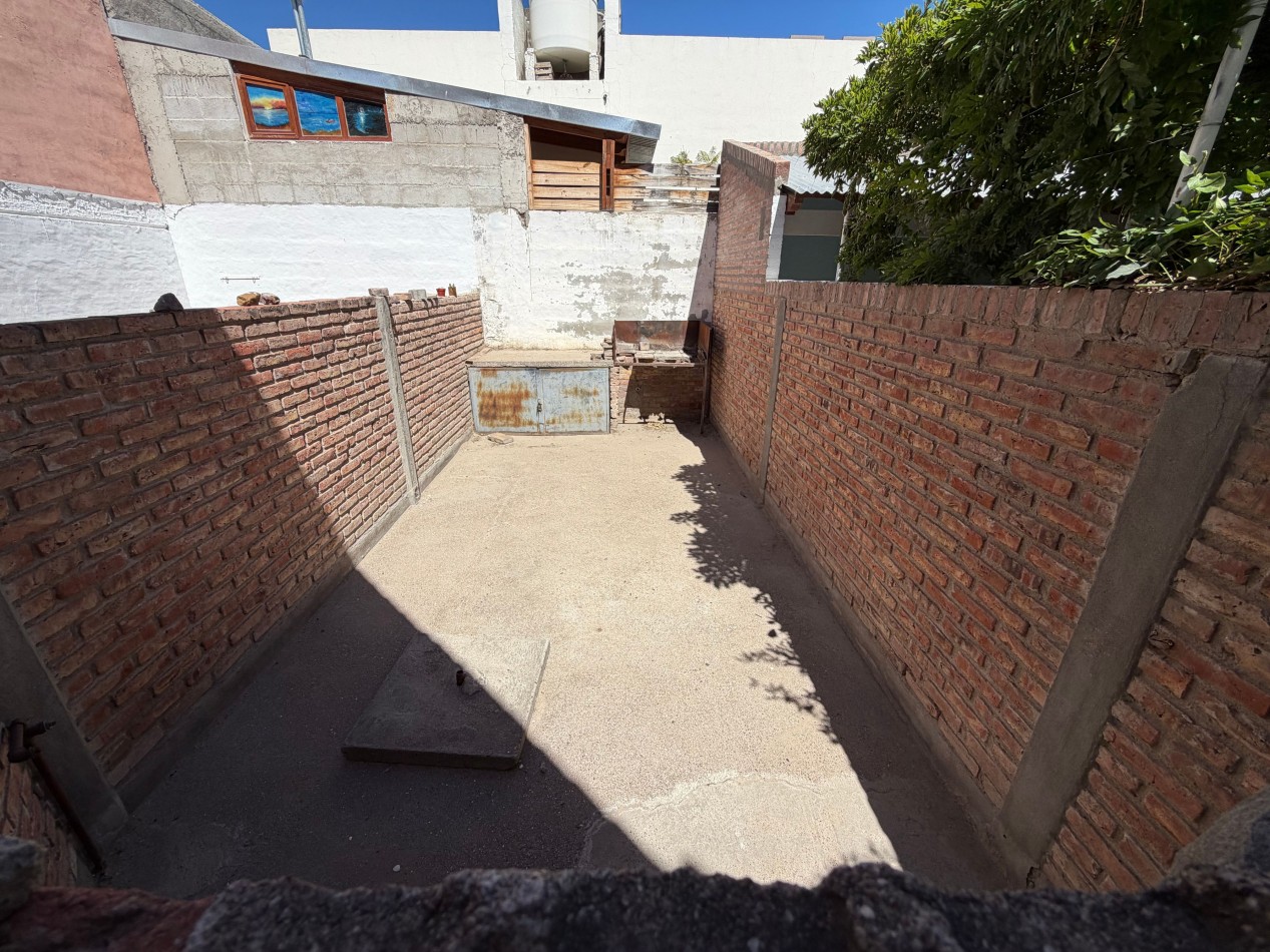 DUPLEX 2 DORMITORIOS CON PATIO EN BARRIO SUR