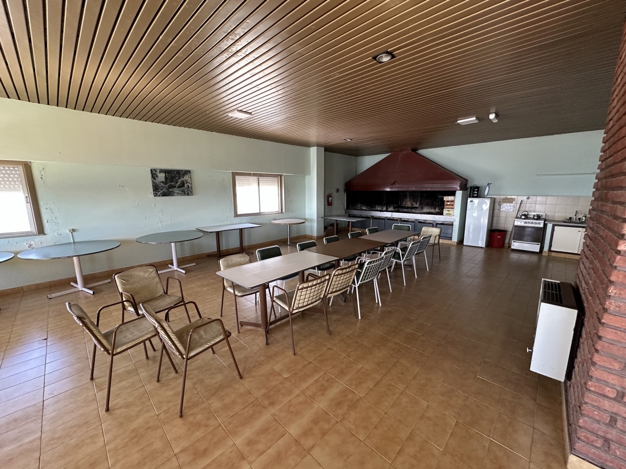 MONOAMBIENTE EN AV. ROCA Y Av. GALES 