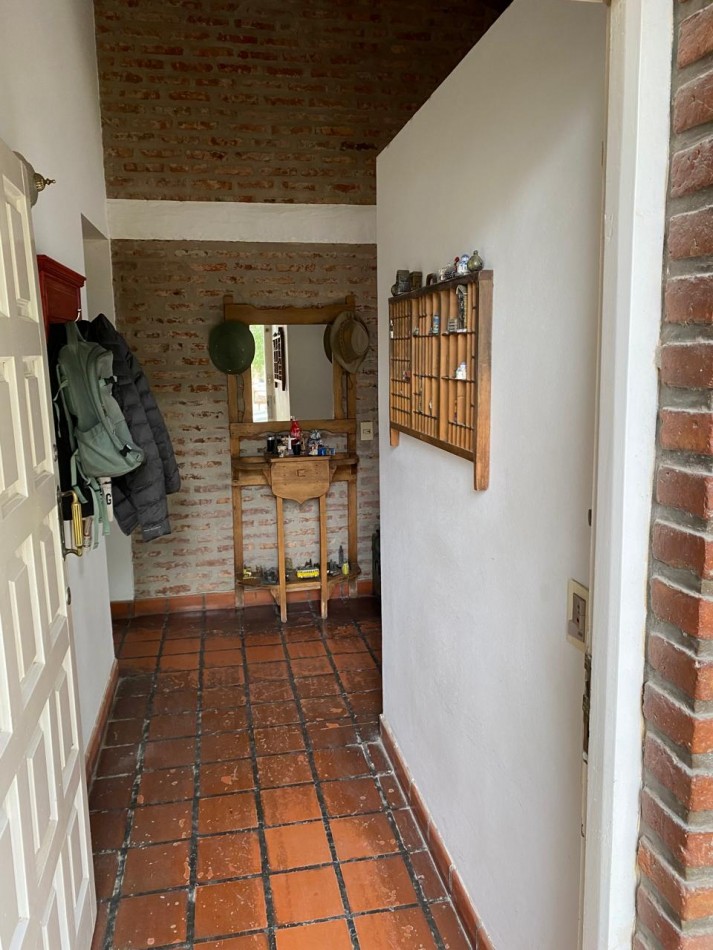 CASA 2 DORMITORIOS CON AMPLIO PATIO EN BARRIO SUR