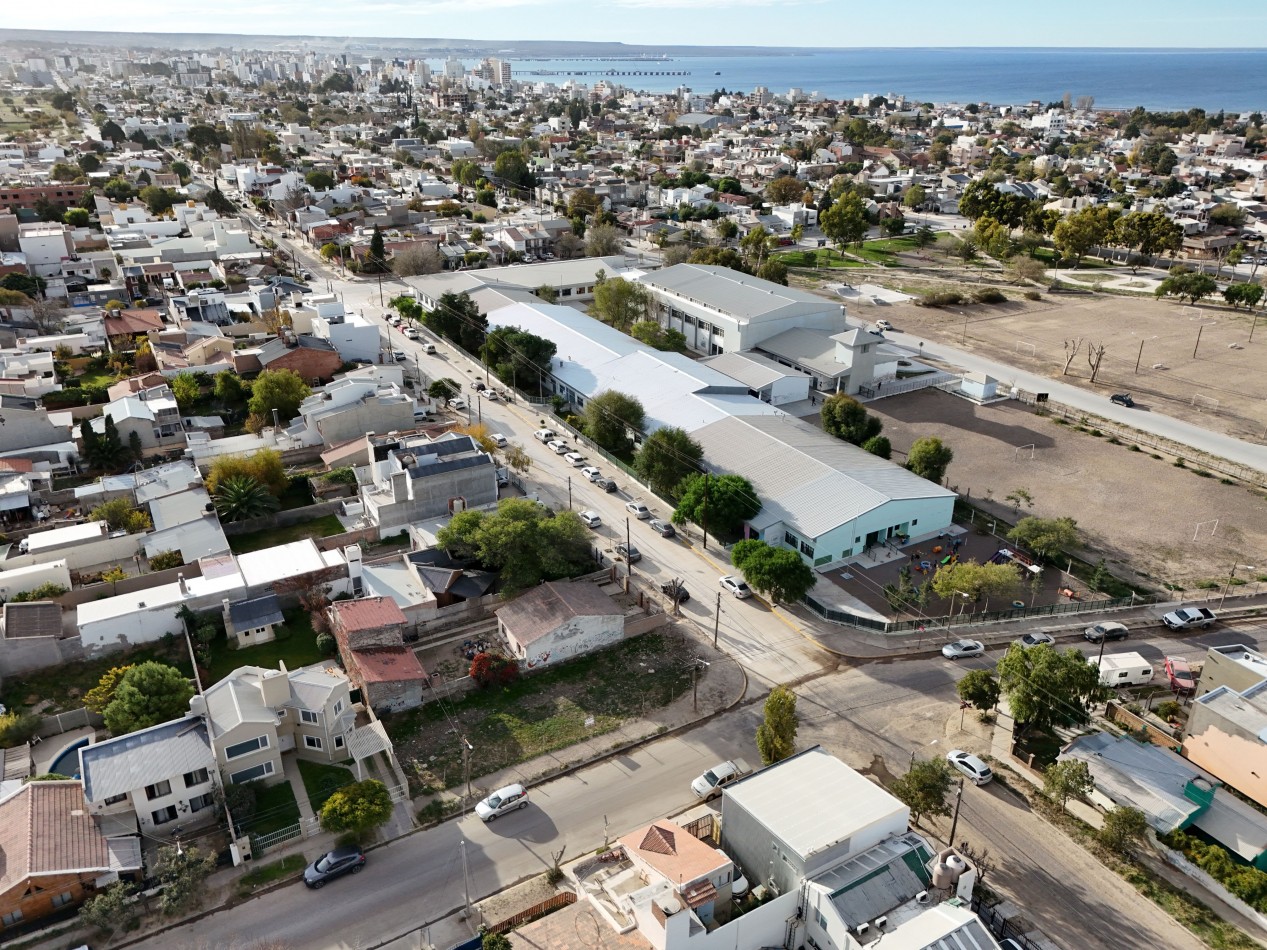 TERRENO EN ESQUINA EN BARRIO SUR