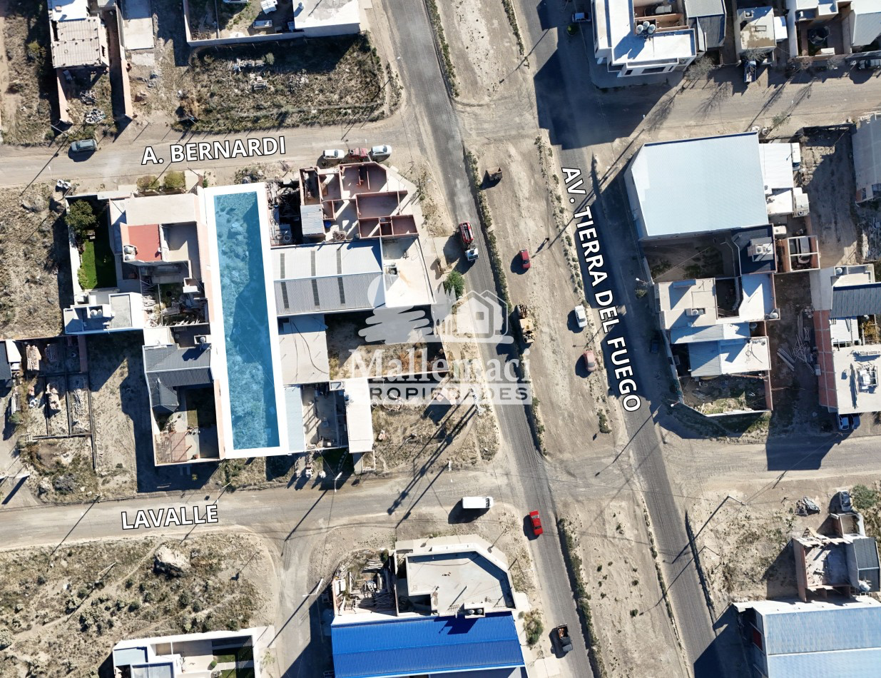 TERRENO 600 M² CON SALIDA A DOS CALLES 