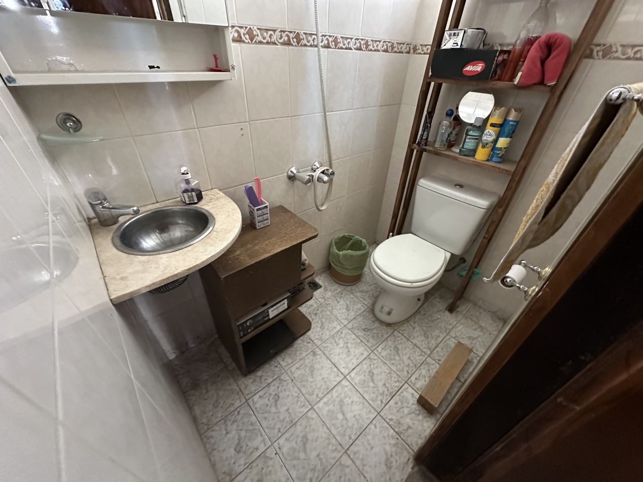 CASA 2 DORMITORIOS CON PATIO Y QUINCHO EN ZONA SUR