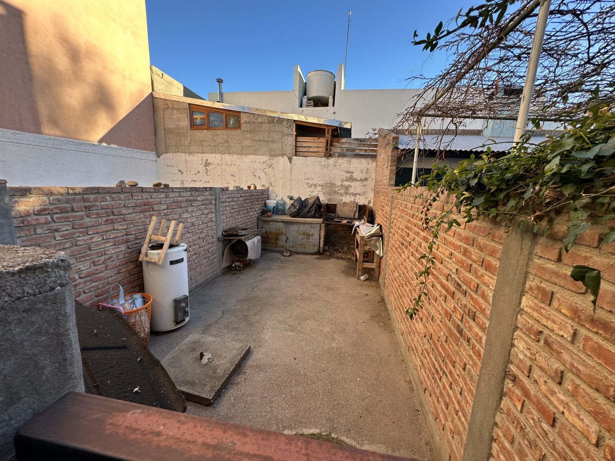 DUPLEX 2 DORMITORIOS CON PATIO EN BARRIO SUR
