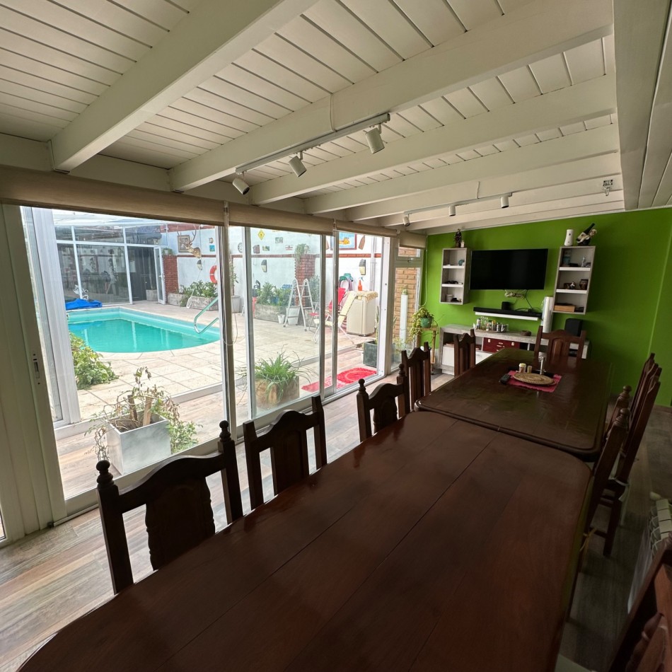 Hermosa casa en pleno barrio Sur - 4 dormitorios