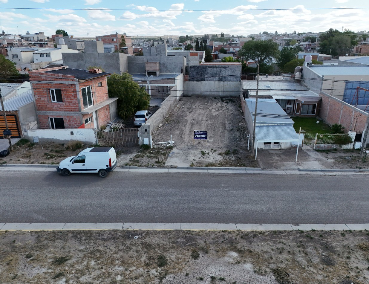 TERRENO 263 M² SOBRE AV. TIERRA DEL FUEGO