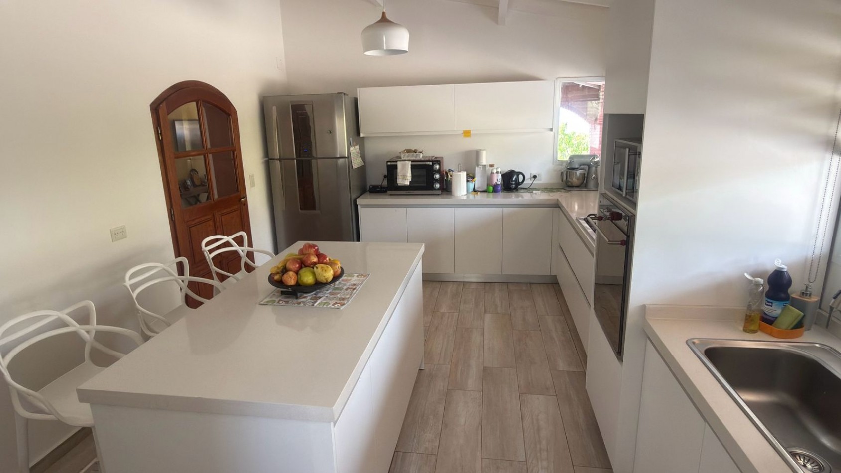 CASA 3 DORMITORIOS CON VISTA PANORAMICA A LA CIUDAD