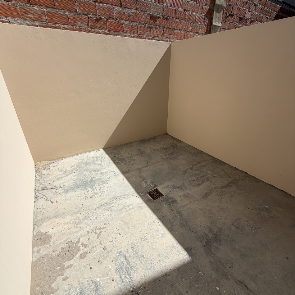 DUPLEX 2 DORMITORIOS CON PATIO Y TERRAZA