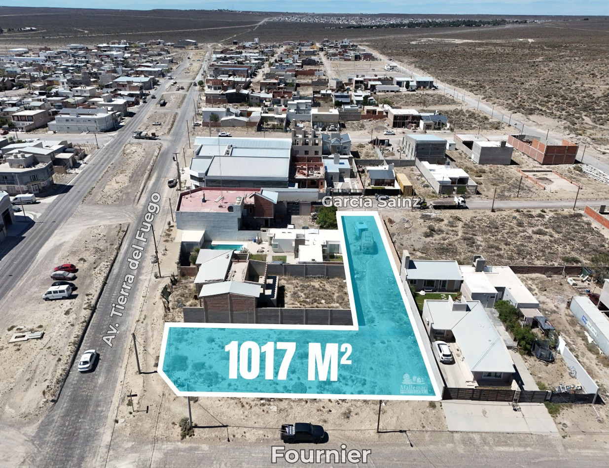 1017 M² EN 3 TERRENOS JUNTOS SOBRE AV. TIERRA DEL FUEGO