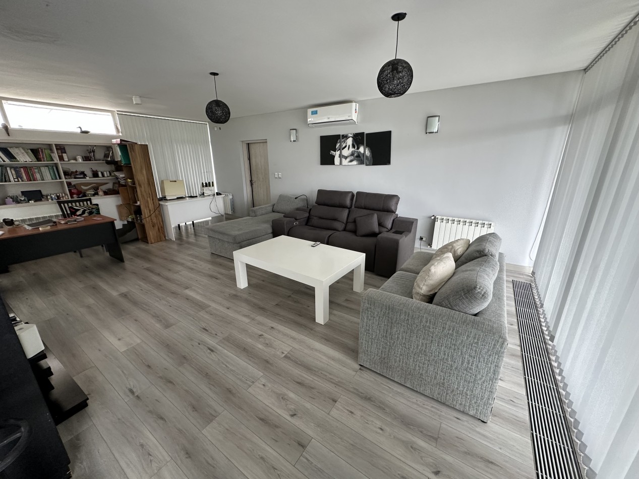 CASA DE 2 HABITACIONES SOBRE LOTE DE 2000 M² EN TRELEW