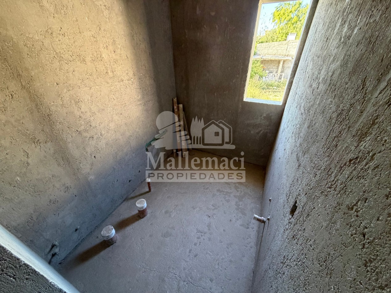 CASA 2 DORMITORIOS A TERMINAR CON 70% DE AVANCE DE OBRA 