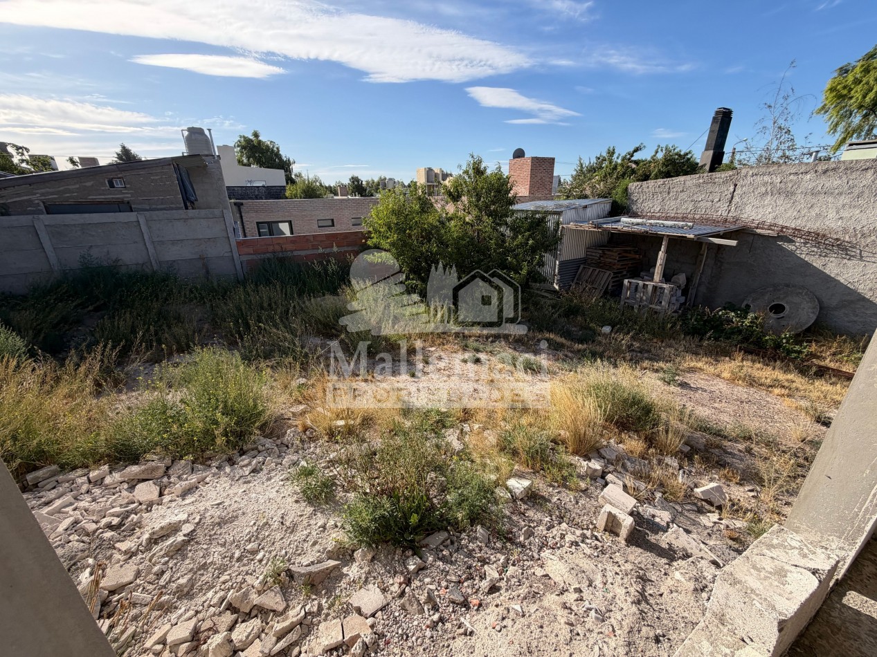 CASA 2 DORMITORIOS A TERMINAR CON 70% DE AVANCE DE OBRA 