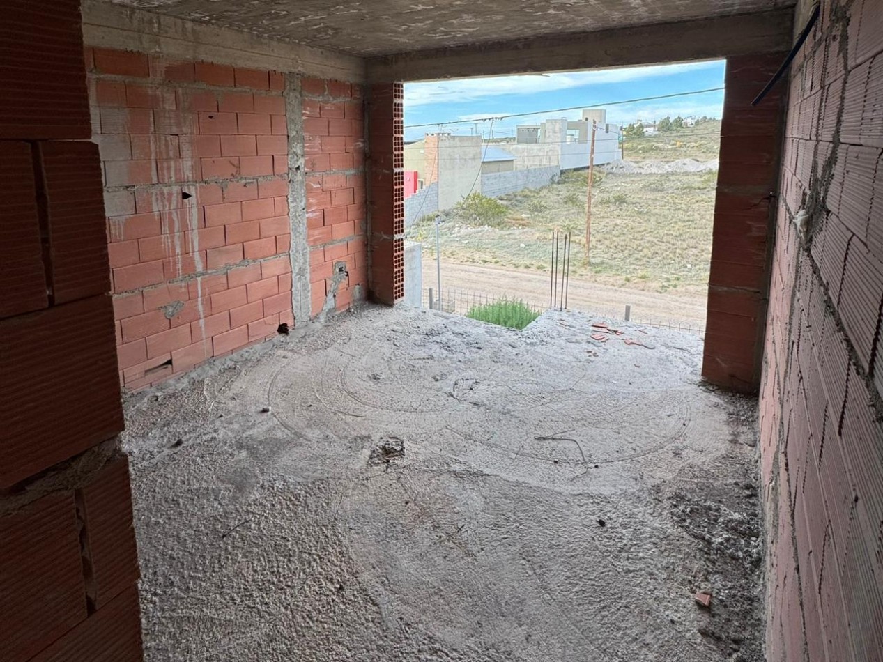 OPORTUNIDAD - CASA DE 3 DORMITORIOS A TERMINAR - SOLANA