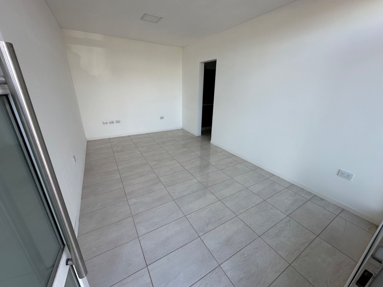 LOCAL PB - HANSEN 575