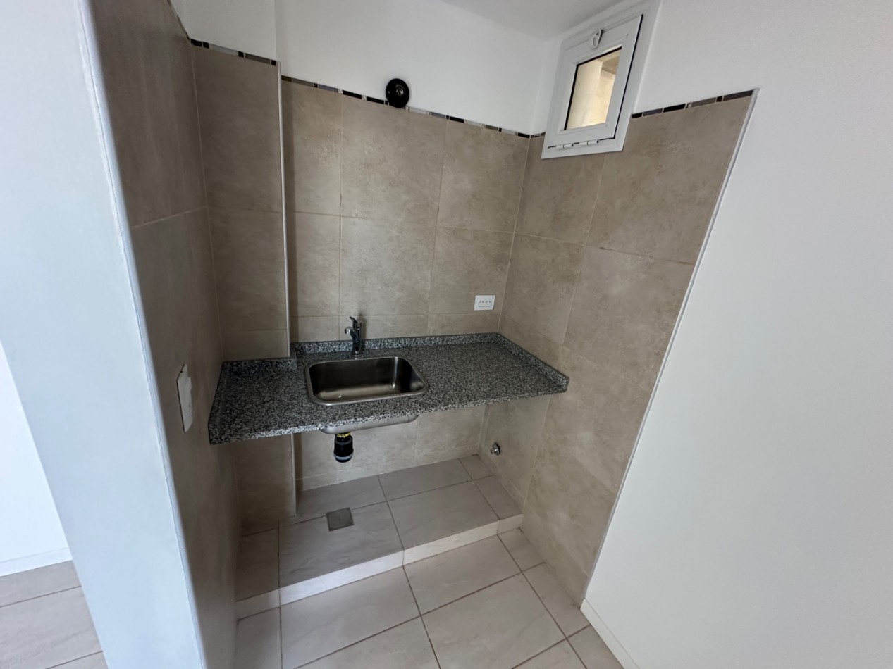 LOCAL PB - HANSEN 575