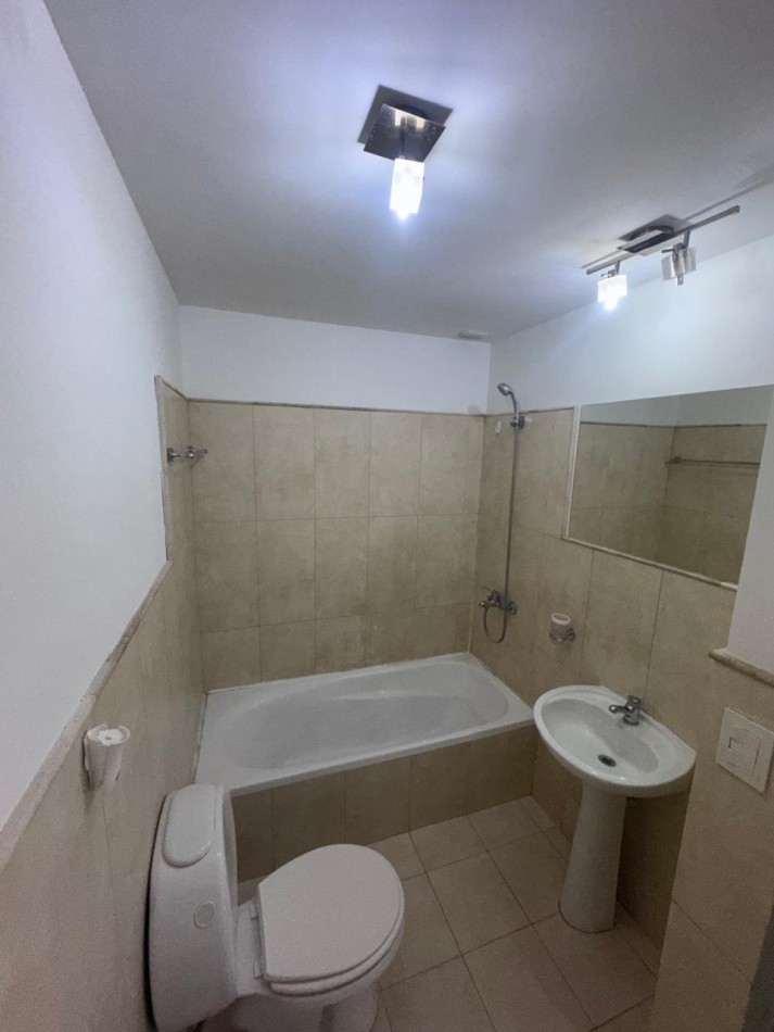 DEPTO 1 DORMITORIO CON COCHERA, QUINCHO Y PISCINA