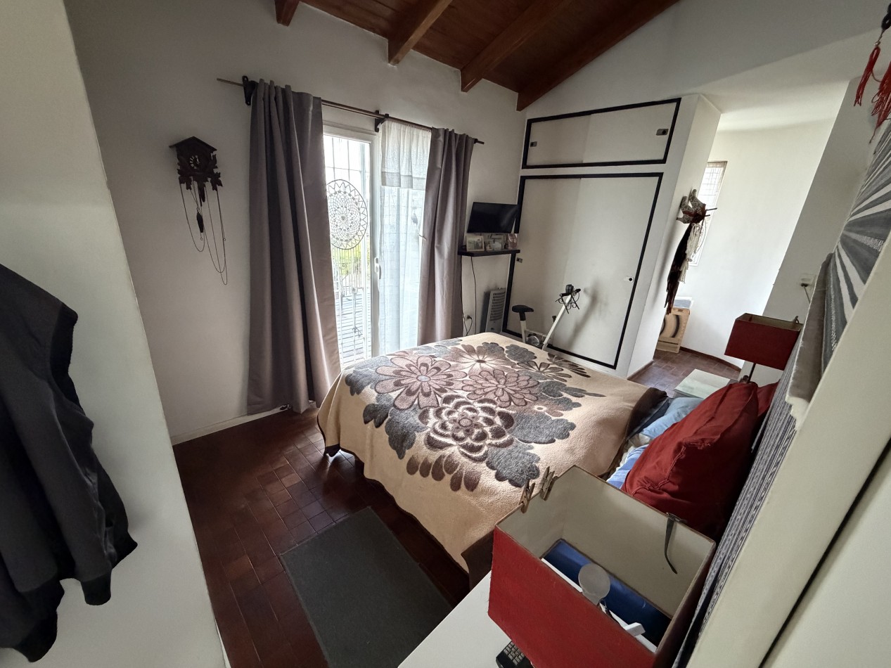 CASA 3 DORMITORIOS + DEPTO 1 DORMITORIO