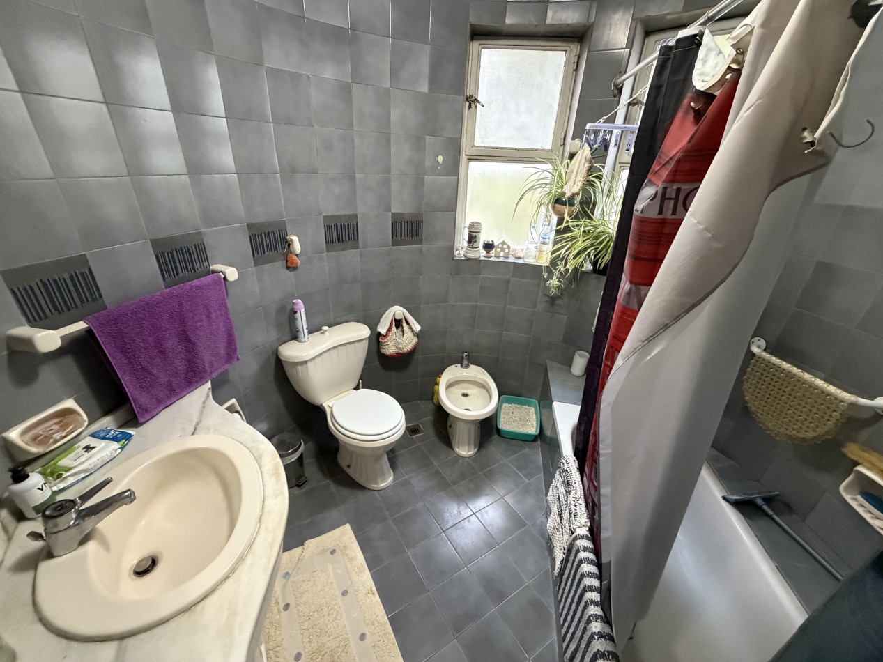 CASA 3 DORMITORIOS + DEPTO 1 DORMITORIO