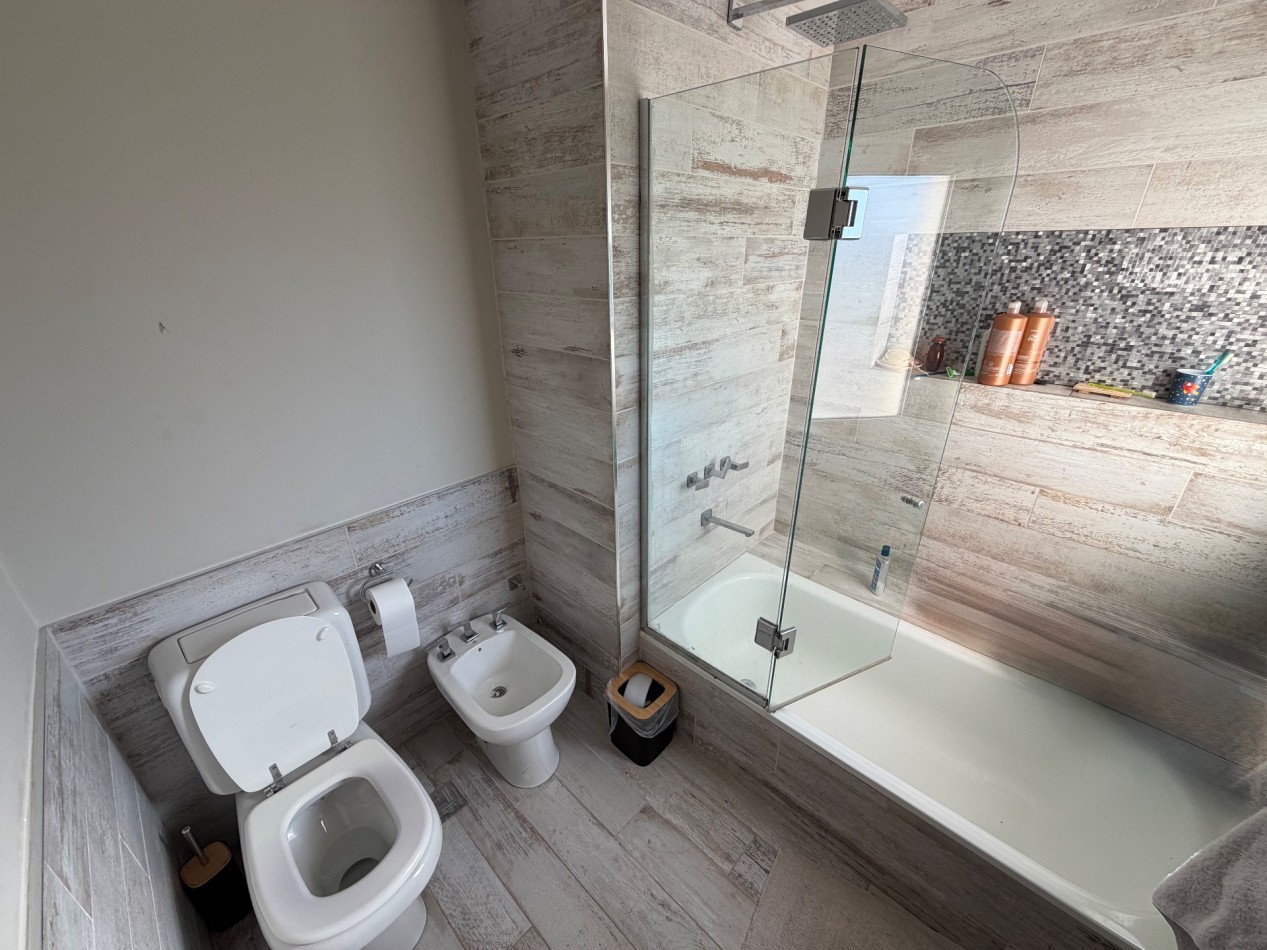 CASA 3 DORMITORIOS CON PILETA EN ZONA SUR 