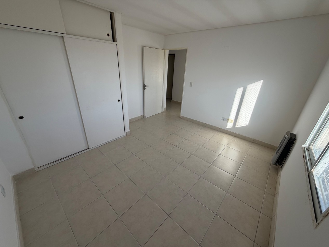 DEPARTAMENTO 2 DORMITORIOS CON COCHERA EN ZONA SUR 