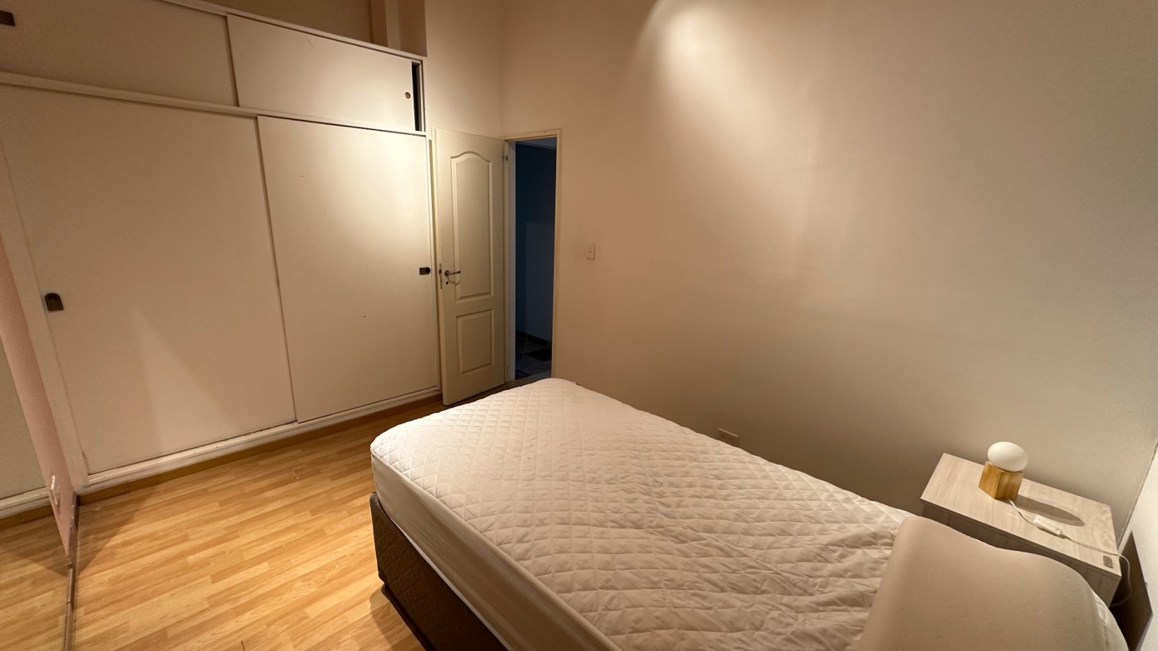 CASA 4 DORMITORIOS CON PISCINA CUBIERTA Y COCHERA 