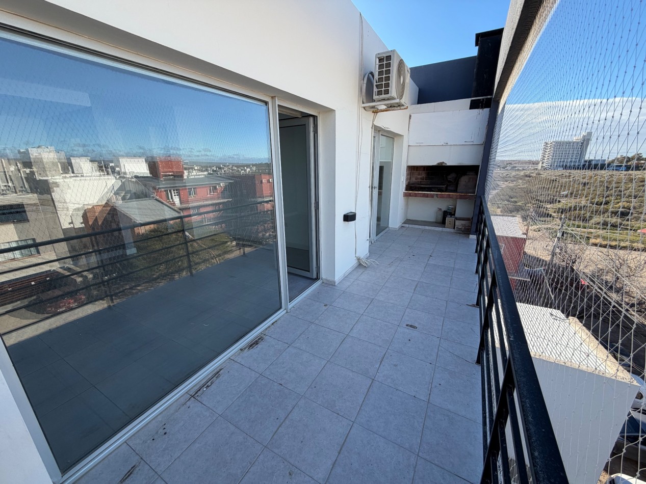 DEPARTAMENTO 2 DORMITORIOS CON COCHERA EN BARRIO SUR