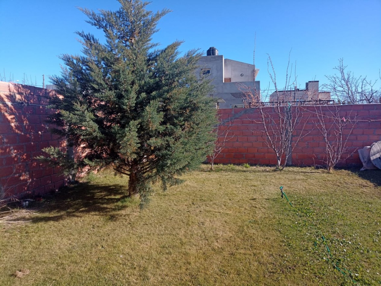 DUPLEX 2 DORMITORIOS CON PATIO 