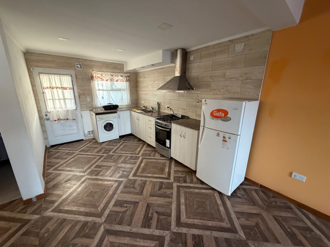 DUPLEX 2 DORMITORIOS CON PATIO 