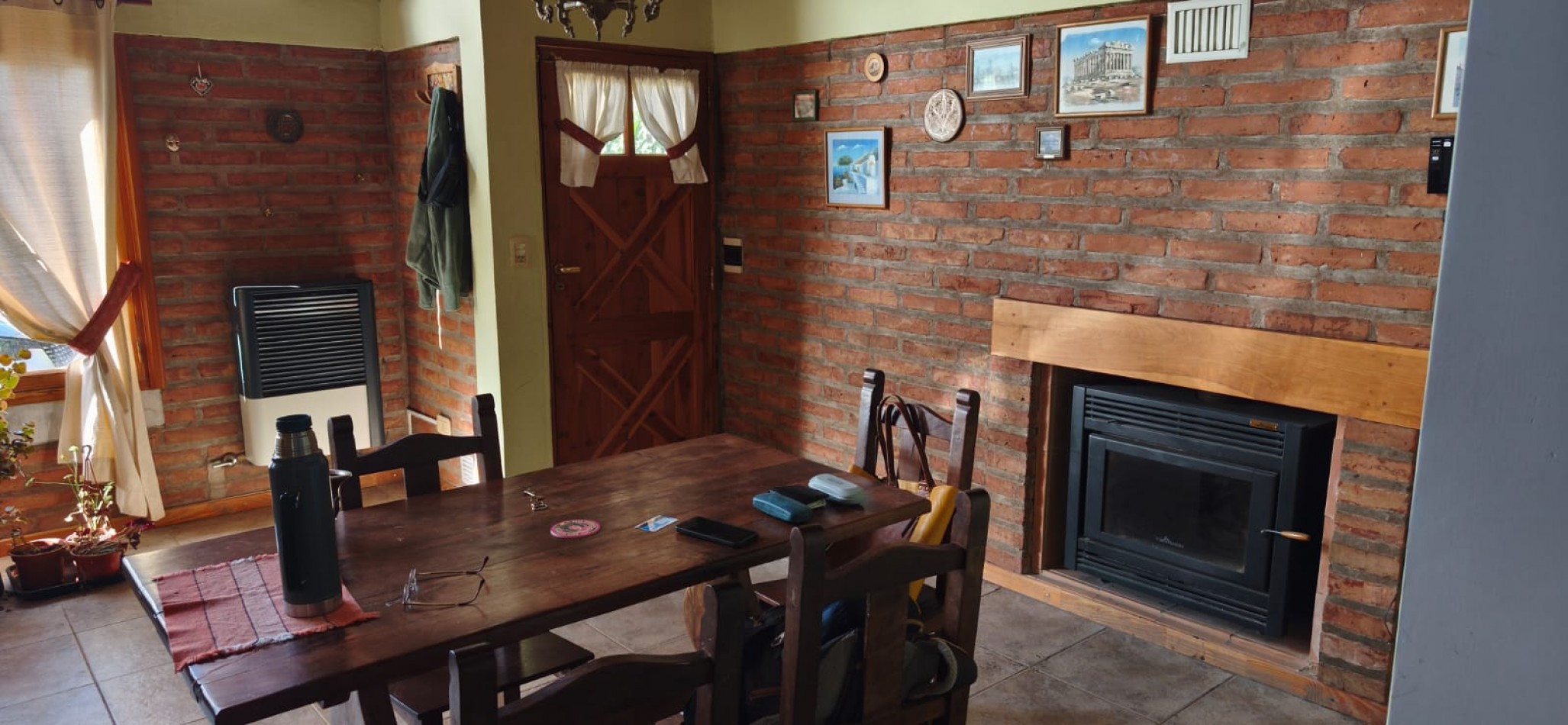 CASA 3/4 DORMITORIOS EN ESQUEL 