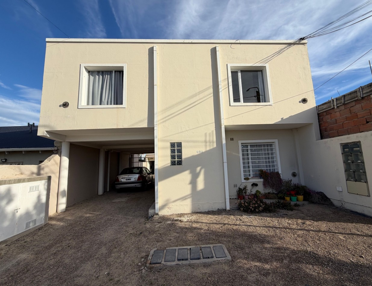 DUPLEX 2 DORMITORIOS CON PATIO EN ZONA SUR 