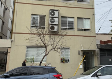 AMPLIO MONOAMBIENTE TIPO LOFT FRENTE A PLAZA VIEJA - VILLA PUEYRREDON