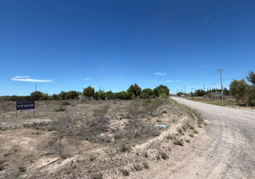 TERRENO 3000 M² EN ESQUINA CON SERVICIOS