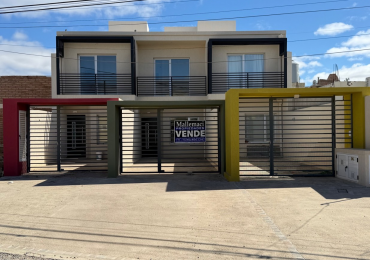 DUPLEX A ESTRENAR EN BARRIO SUR CON PATIO Y COCHERA 